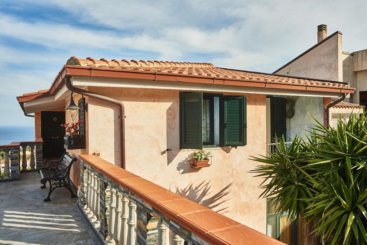 Villetta Vista Mare Cala Gonone Exteriör bild